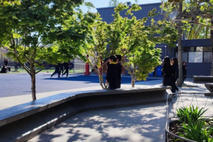 Estudiantes entrevistan a docentes en el marco del Día contra el Ciberbullying